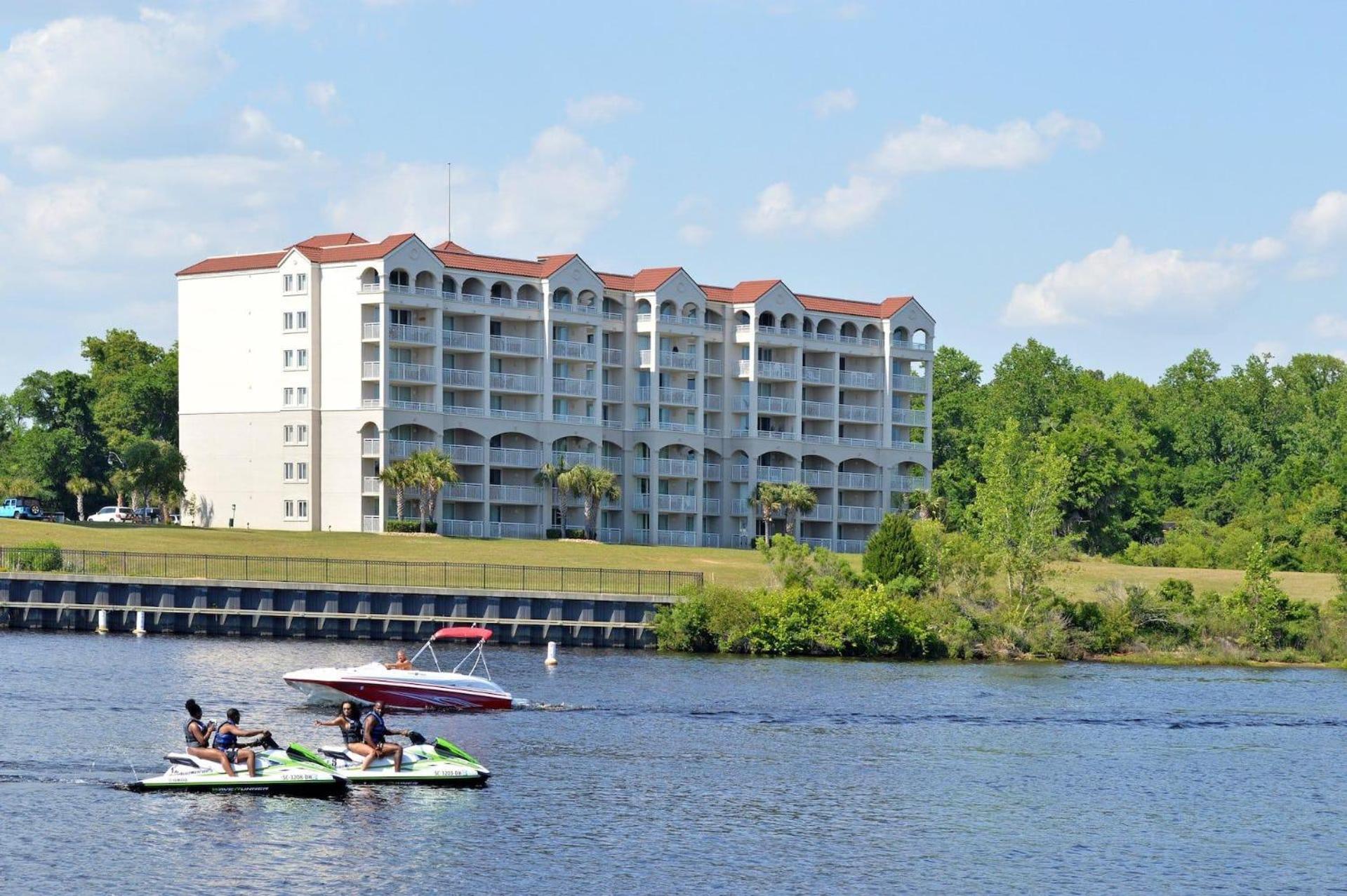 Barefoot Yacht Club - 1-104 Holiday home