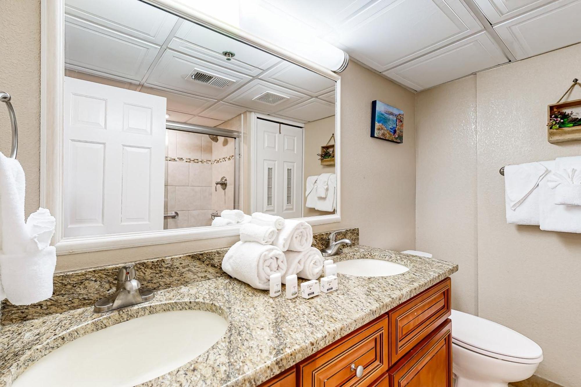 Apartment Cove 611