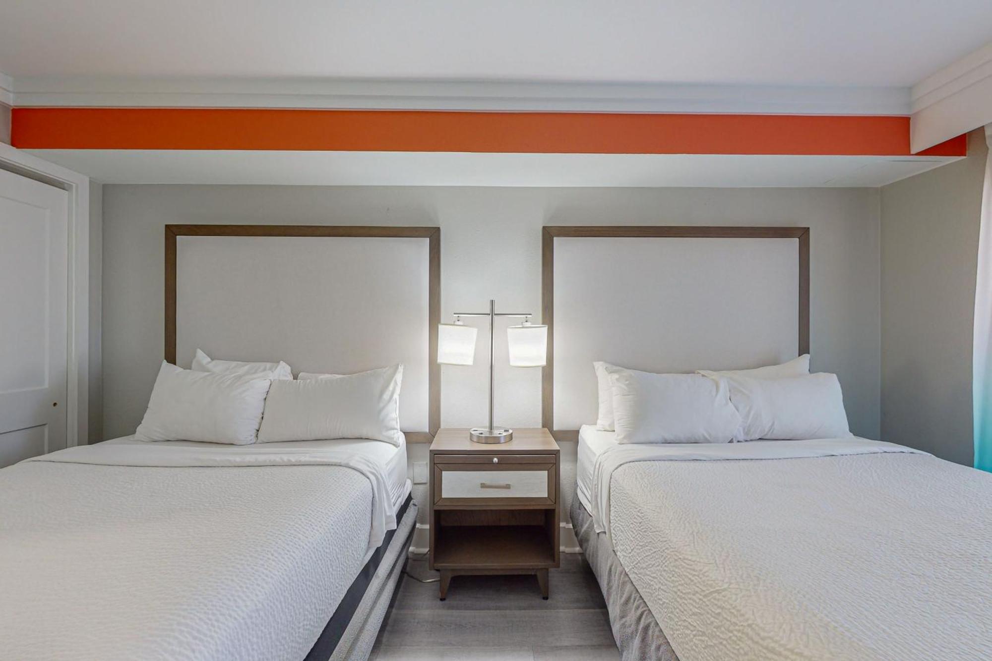 Grande Cayman 1057 Apartment *