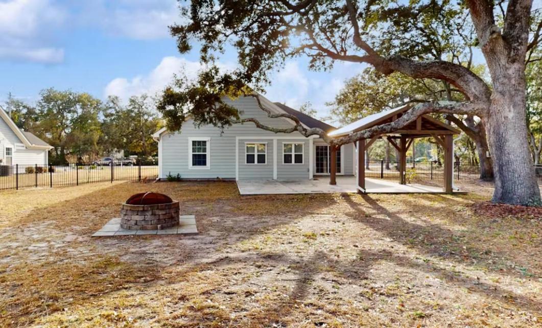 Coastal Pet Friendly Getaway In Murrels Inlet! Perfect For 8 Guests! * Myrtle Beach