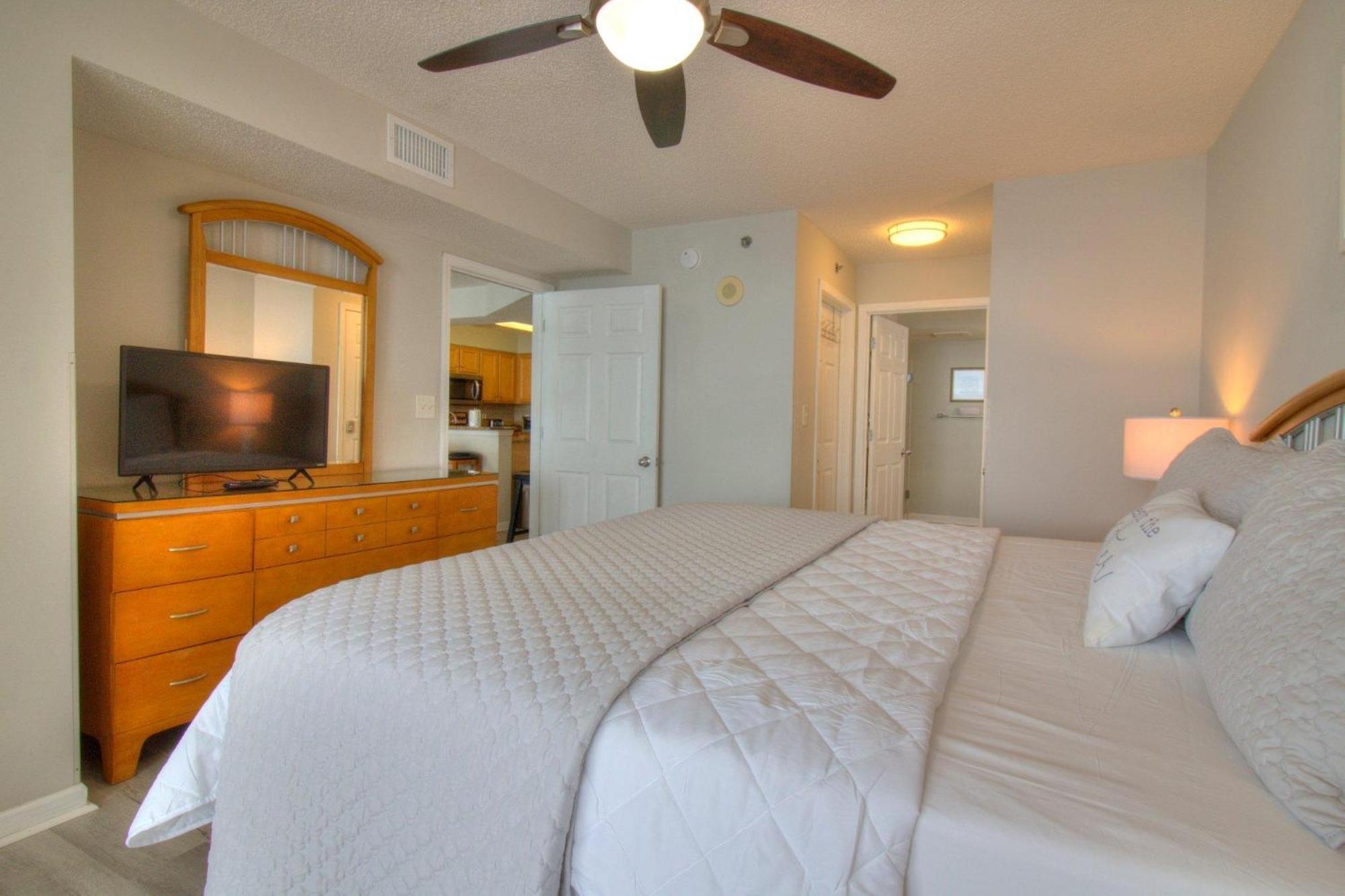 Crescent Shores North - 502