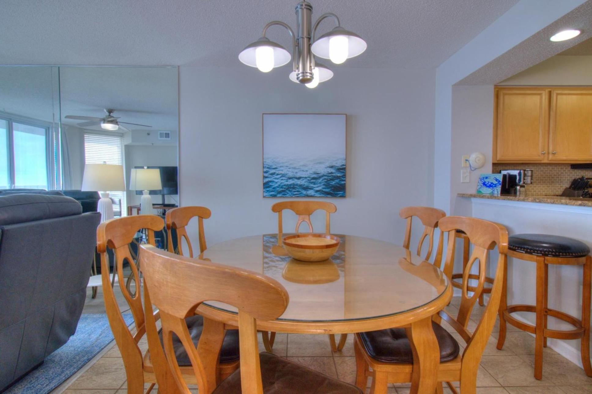 Crescent Shores North - 502 Holiday home