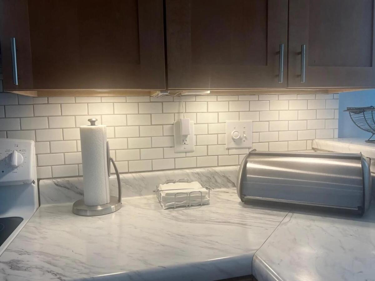 Apartment Luxury 2b2b At River Oaks *