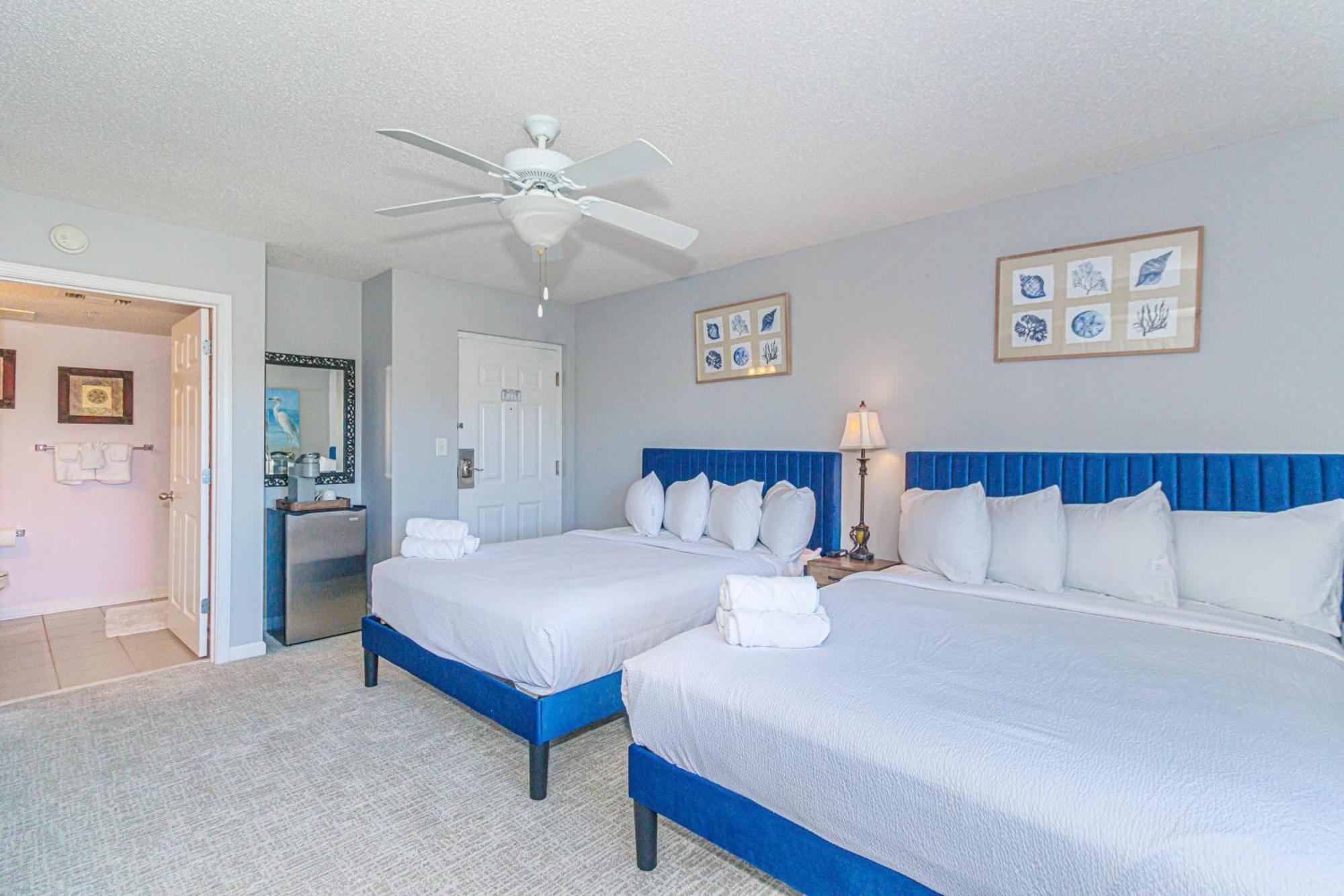 2br With 2 Private Entrances! Yacht Club 1-501 B&c
