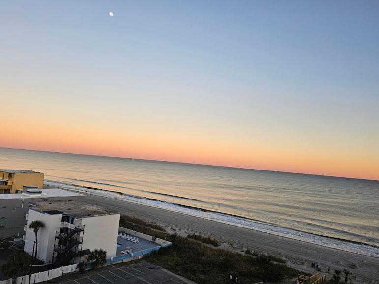 Resort Oceanview At Landmark *