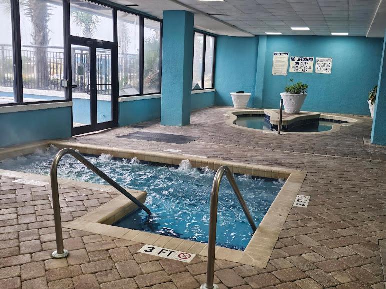 Resort Oceanview At Landmark Myrtle Beach