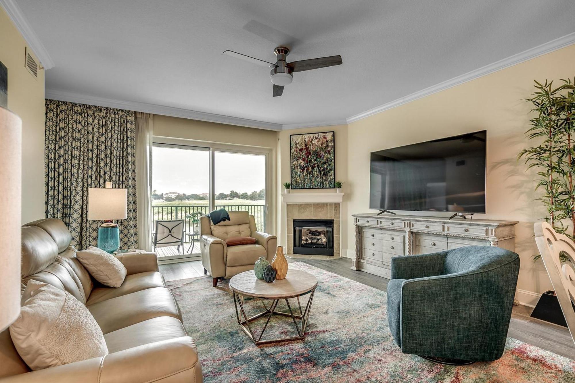 The Marina 4-303b Holiday home