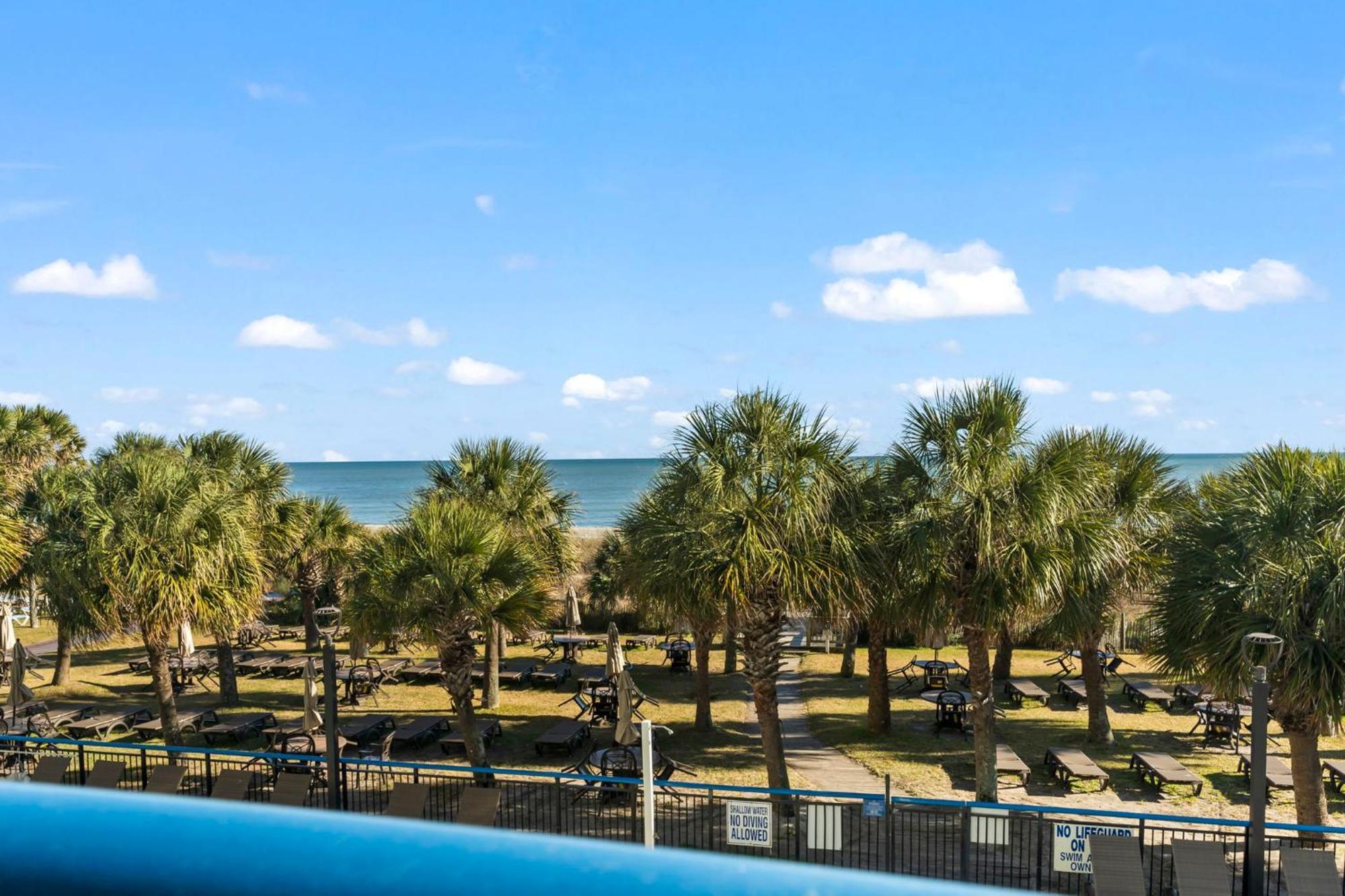 Holiday home Recently Remodeled Double Queen Condo- Oceanfront Views! Boardwalk 135