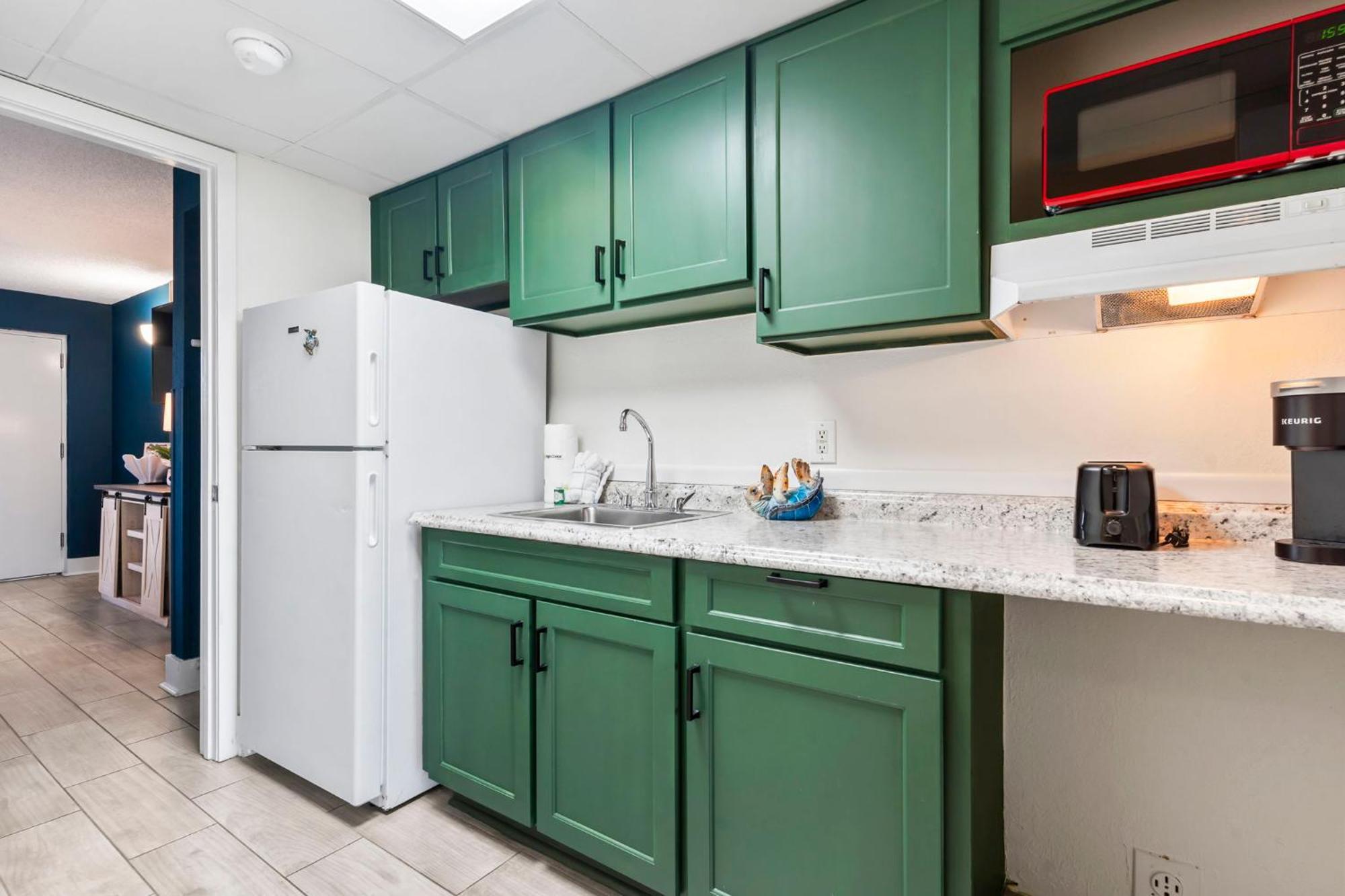 Recently Remodeled Double Queen Condo- Oceanfront Views! Boardwalk 135 Holiday home Myrtle Beach