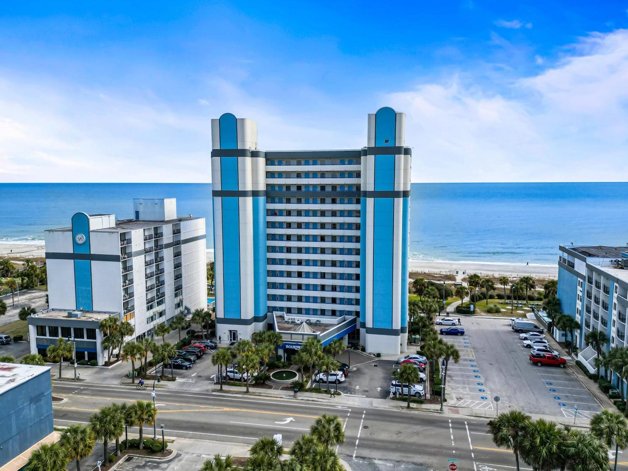 Holiday home Recently Remodeled Double Queen Condo- Oceanfront Views! Boardwalk 135
