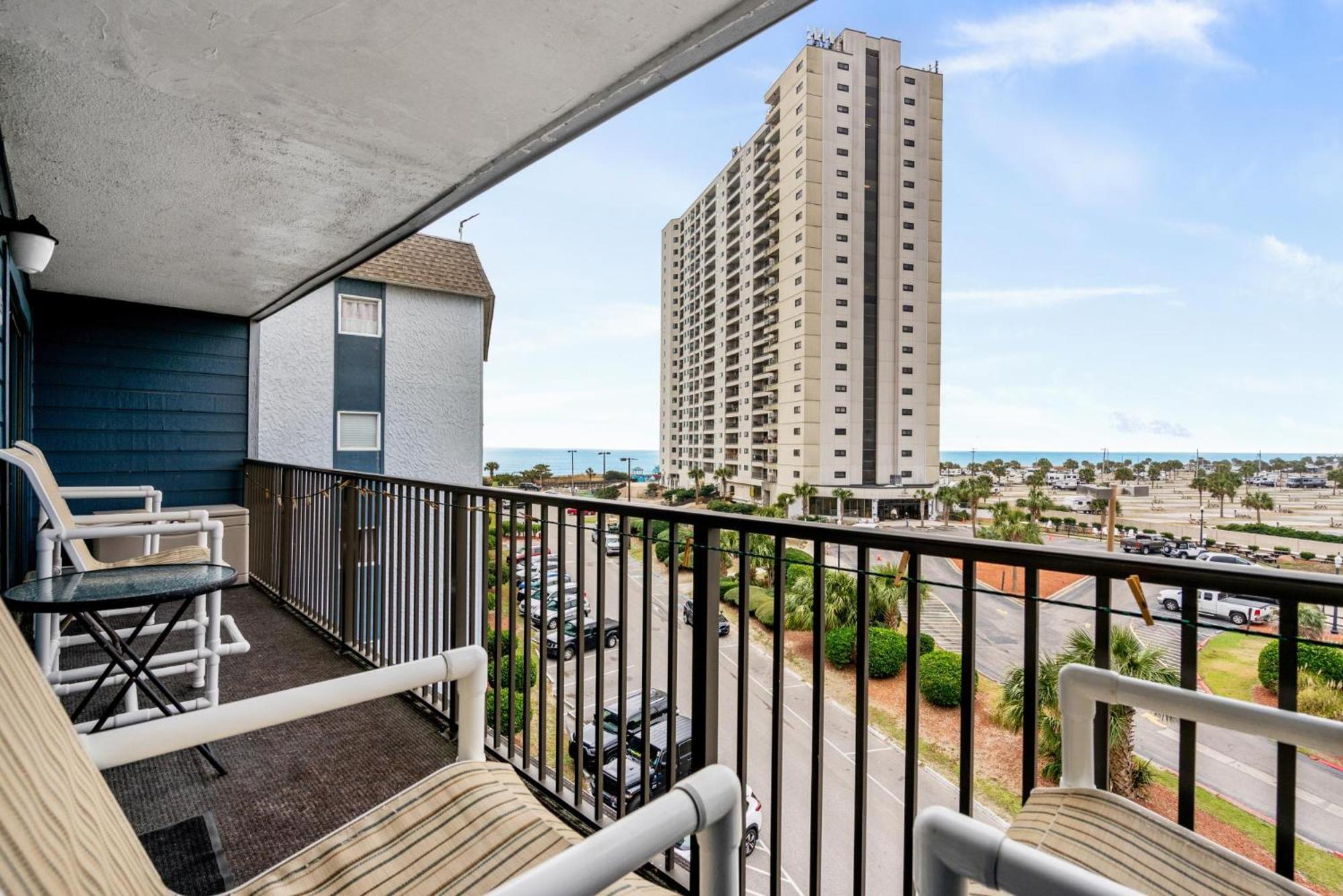 Holiday home Myrtle B436