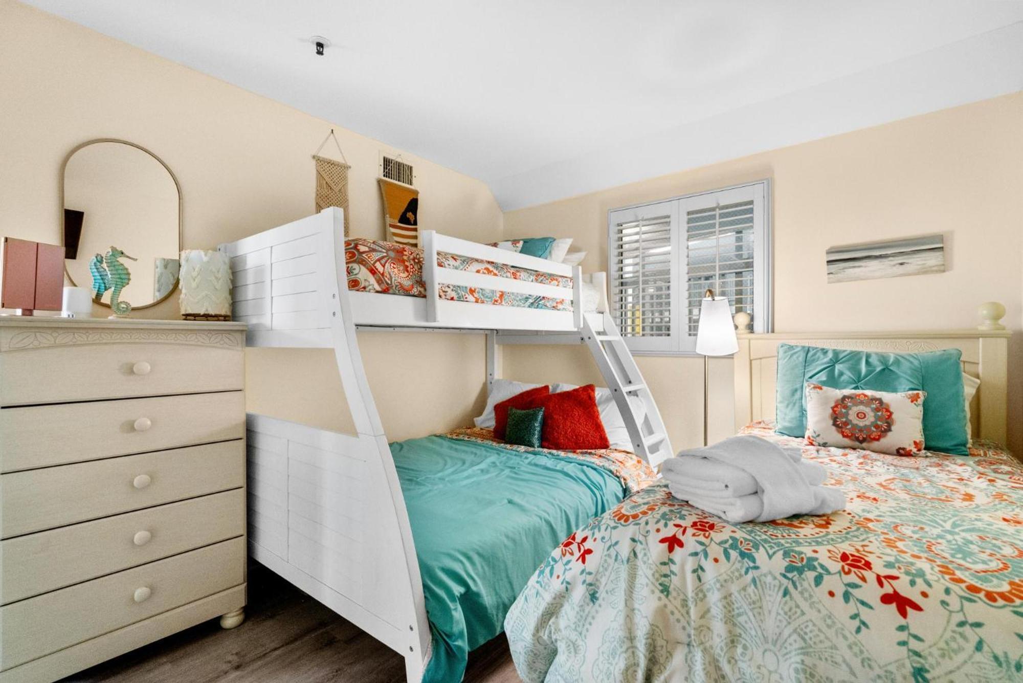 Myrtle B444 Holiday home
