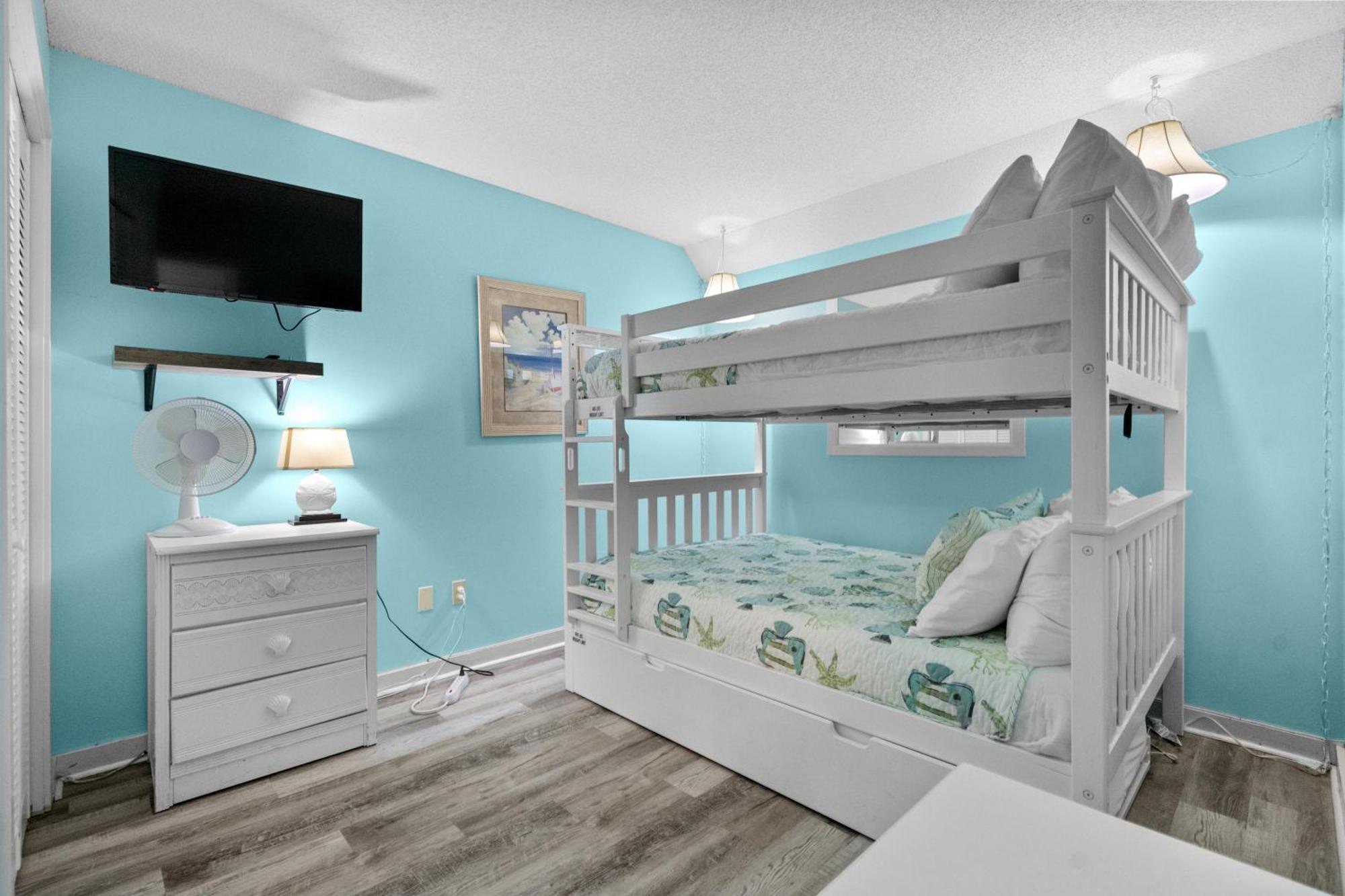 Holiday home Myrtle B423
