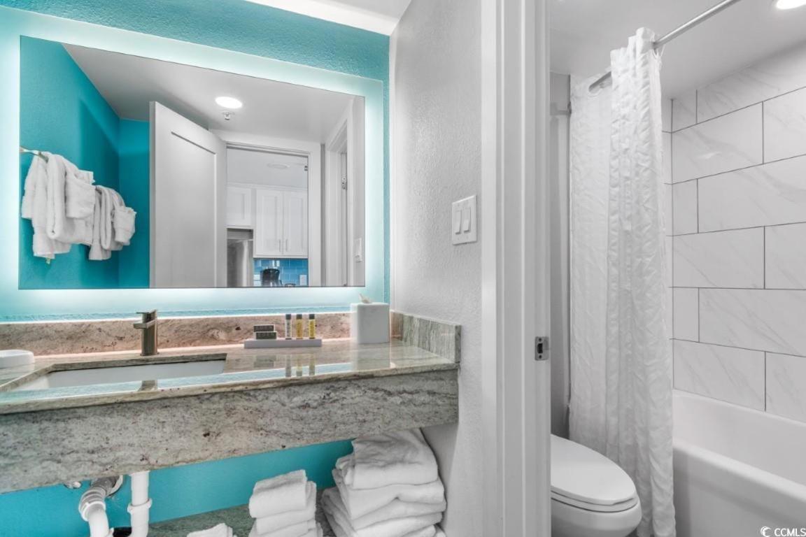 Oceanfront Bliss At Grand Cayman Resort! *
