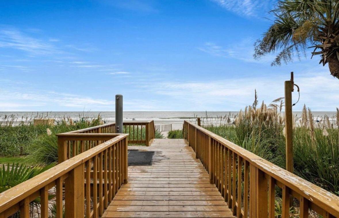 Wow! Oceanview 3 Bedroom Condo! Pool & Private Balcony * Myrtle Beach