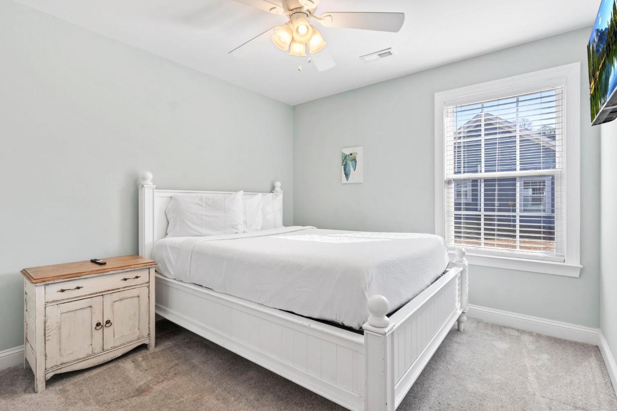 Coastal Pet Friendly Getaway In Murrels Inlet! Perfect For 8 Guests! Holiday home