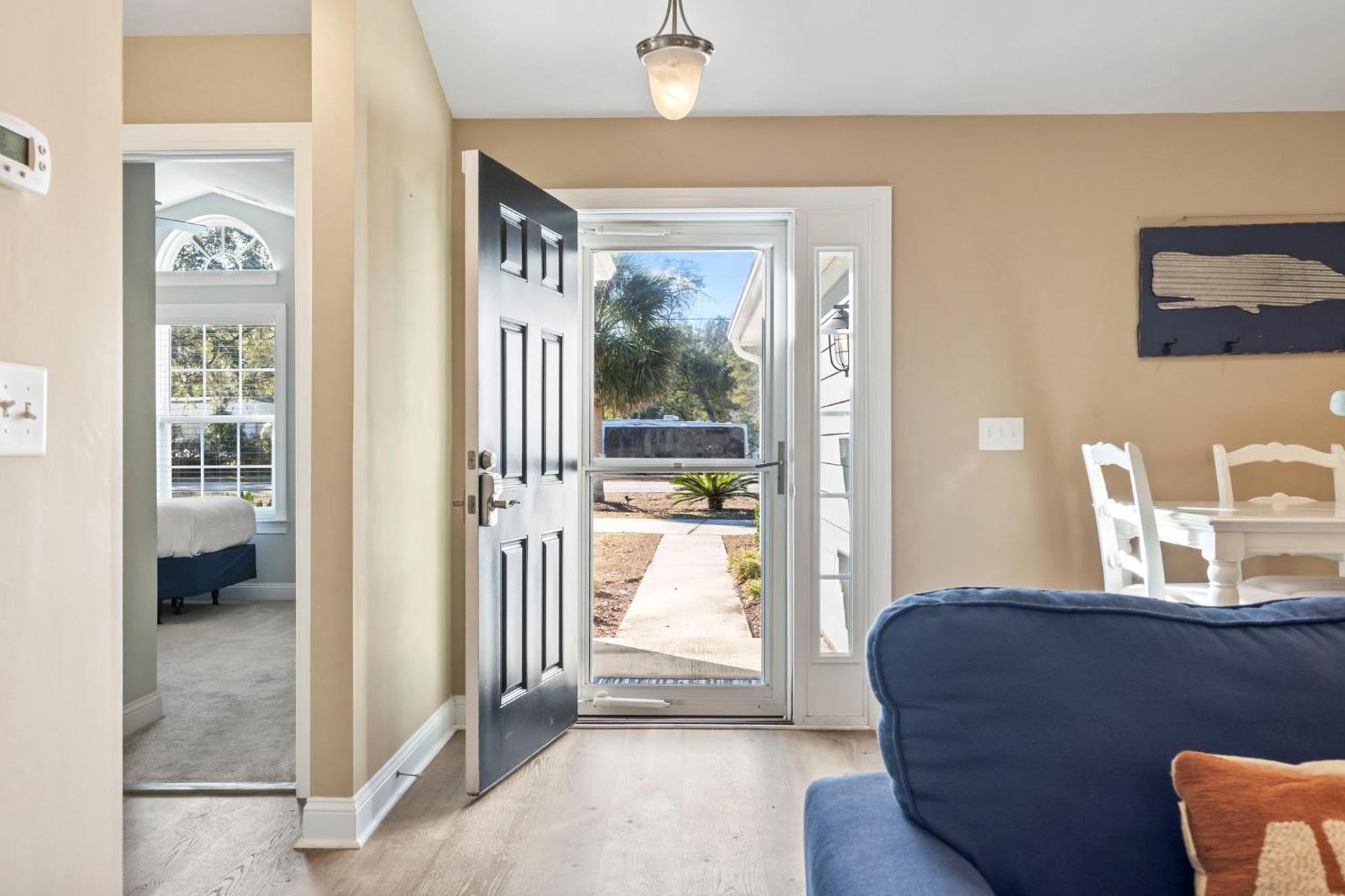 Holiday home Coastal Pet Friendly Getaway In Murrels Inlet! Perfect For 8 Guests!