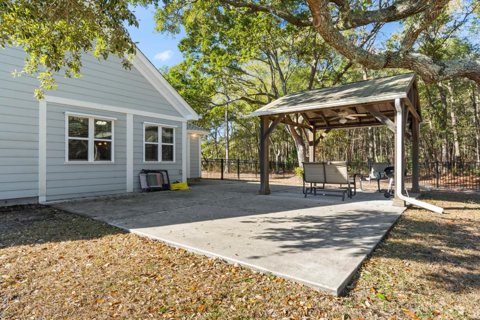 Coastal Pet Friendly Getaway In Murrels Inlet! Perfect For 8 Guests! Myrtle Beach