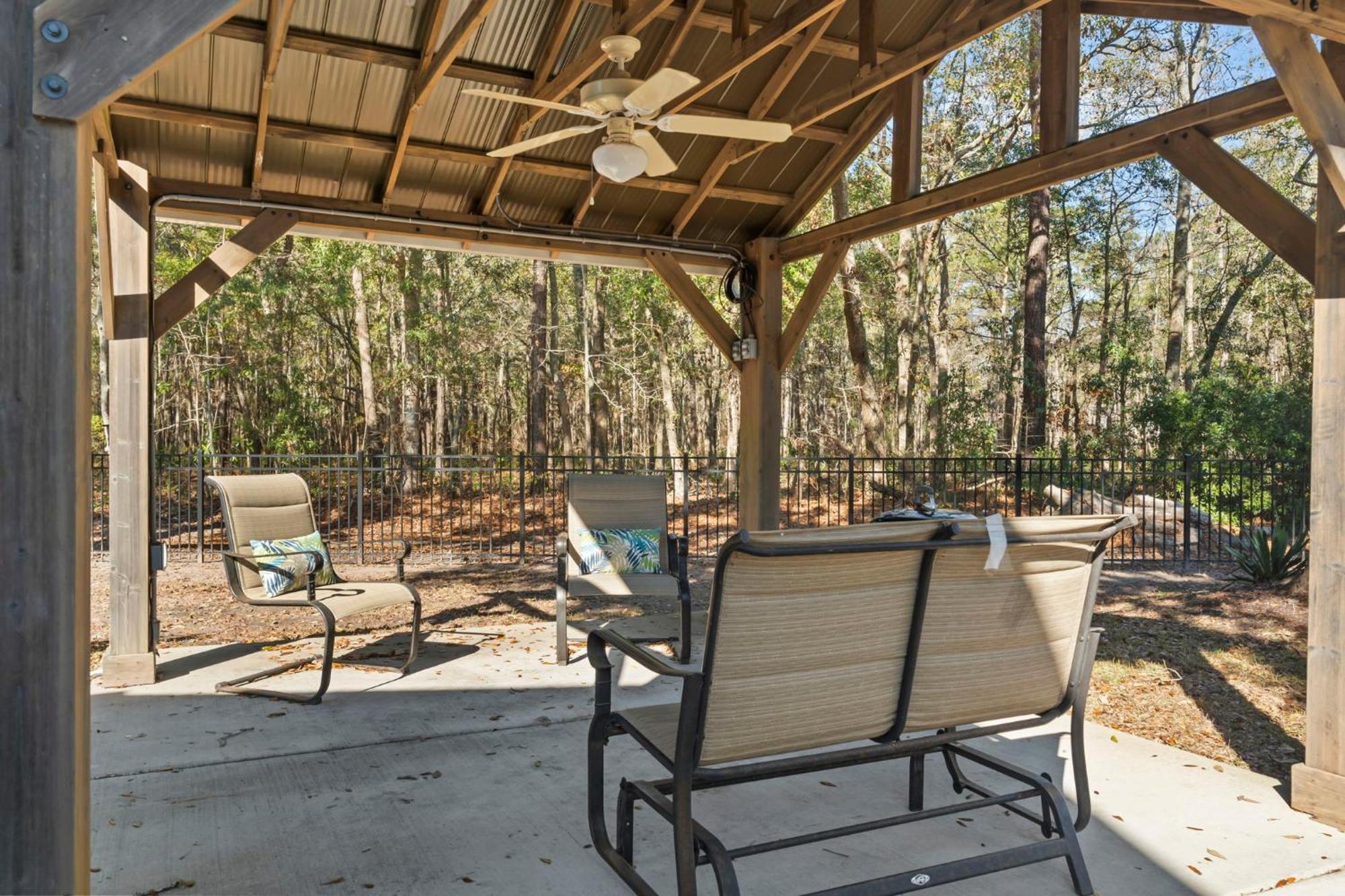 Coastal Pet Friendly Getaway In Murrels Inlet! Perfect For 8 Guests! * Myrtle Beach