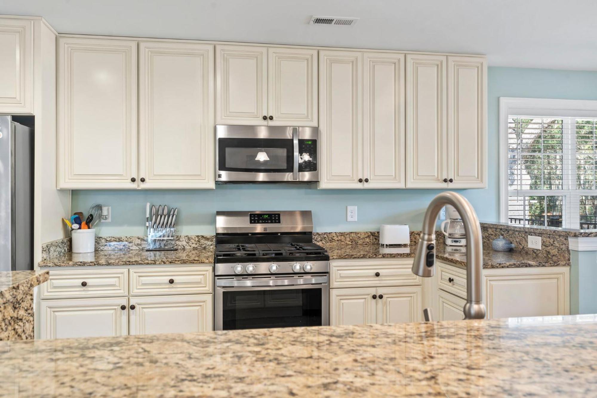 Coastal Pet Friendly Getaway In Murrels Inlet! Perfect For 8 Guests! * Myrtle Beach