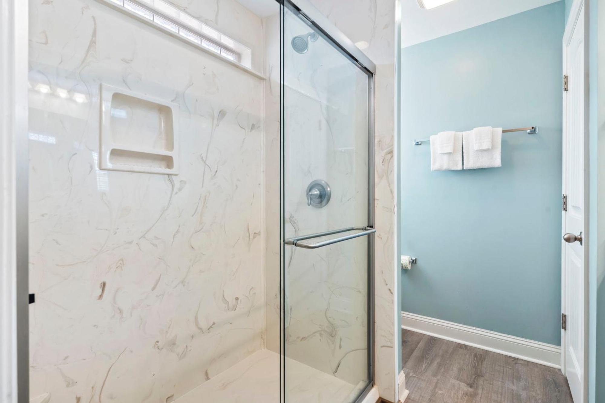 Coastal Pet Friendly Getaway In Murrels Inlet! Perfect For 8 Guests!