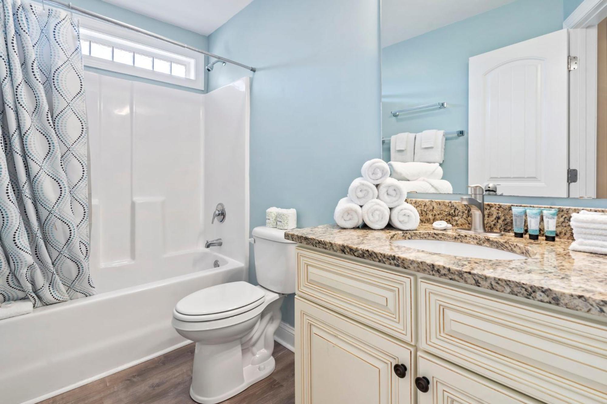 Coastal Pet Friendly Getaway In Murrels Inlet! Perfect For 8 Guests! Holiday home *