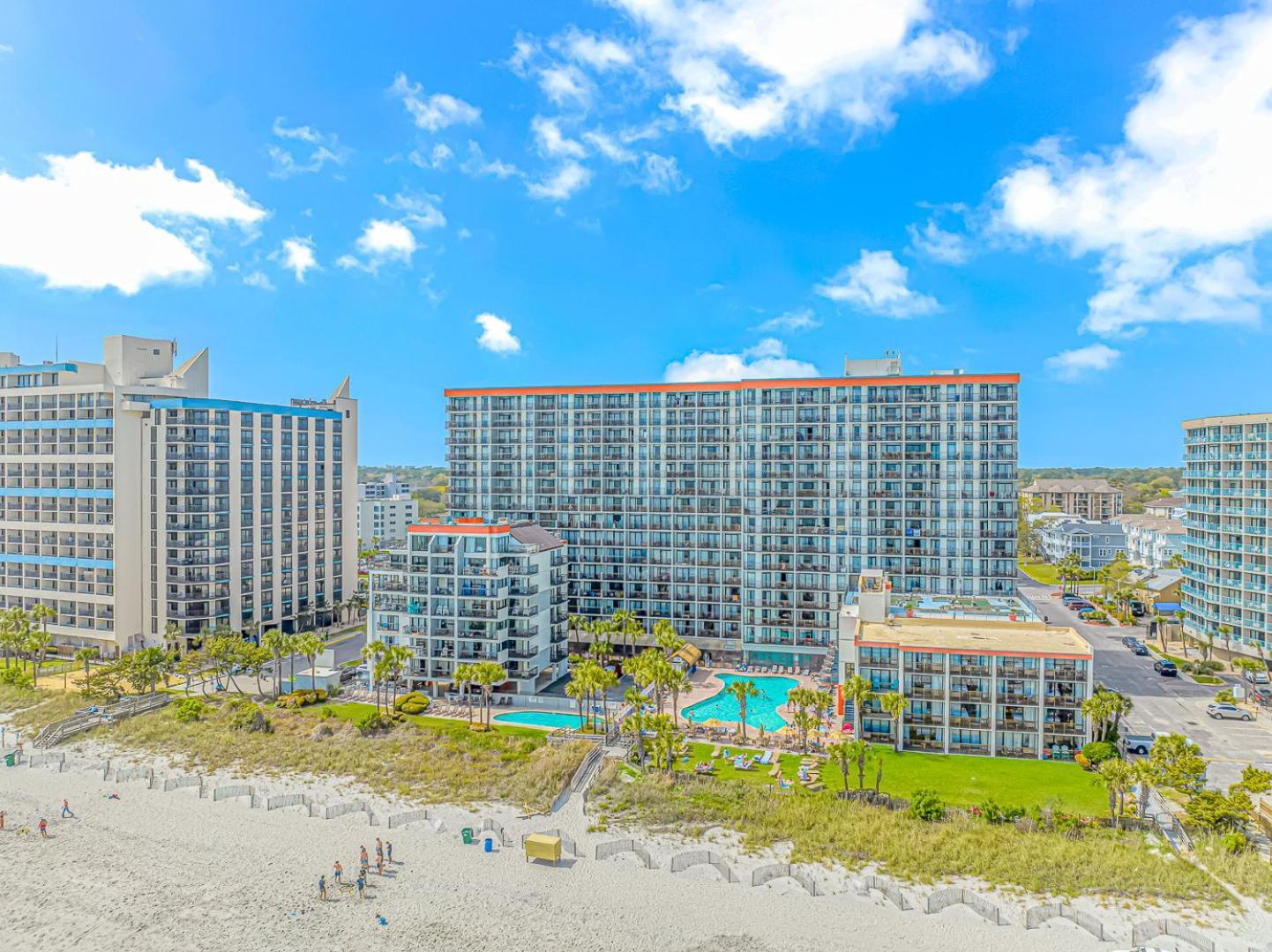 Resort Beautifully Updated 1br- Spectacular Oceanfront Views-the Savoy Unit 102 *