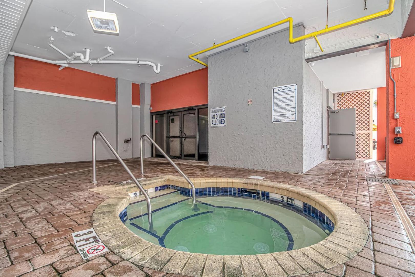 Resort Beautifully Updated 1br- Spectacular Oceanfront Views-the Savoy Unit 102 Myrtle Beach
