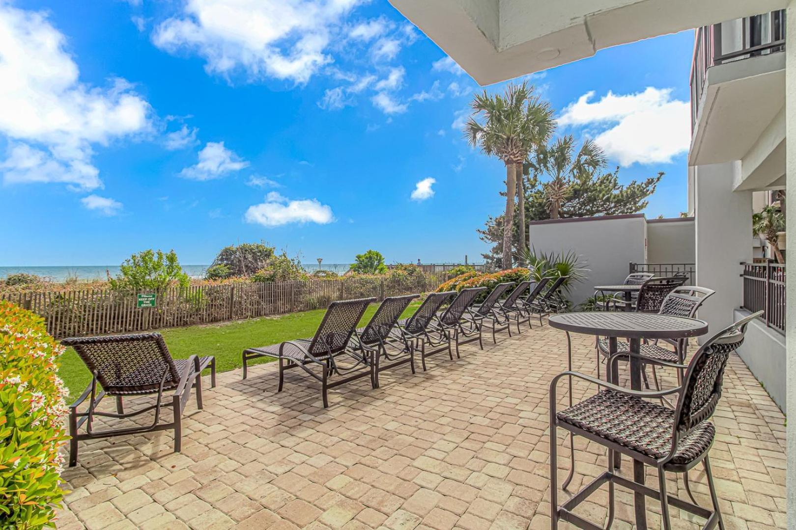 Resort Beautifully Updated 1br- Spectacular Oceanfront Views-the Savoy Unit 102