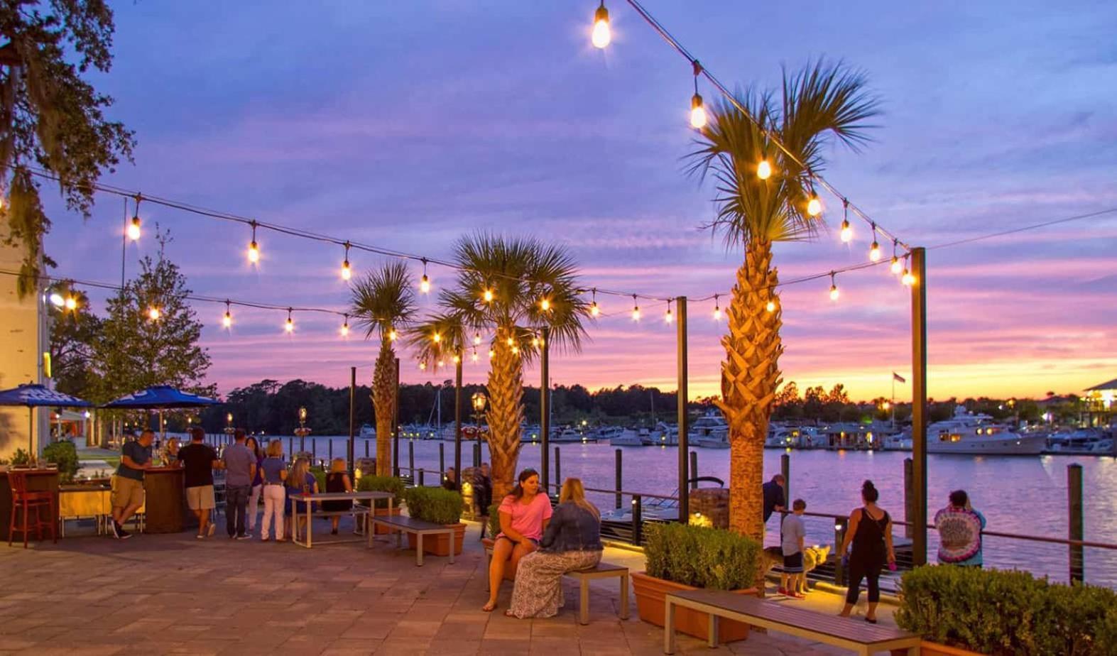 Marvelous King With Marina Views! Yacht Club 1-501 C Holiday home