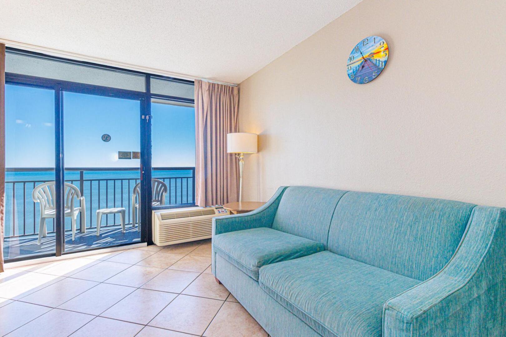 Holiday home Spacious 1 Bedroom Condo- Stunning Oceanfront Views- Landmark 1434