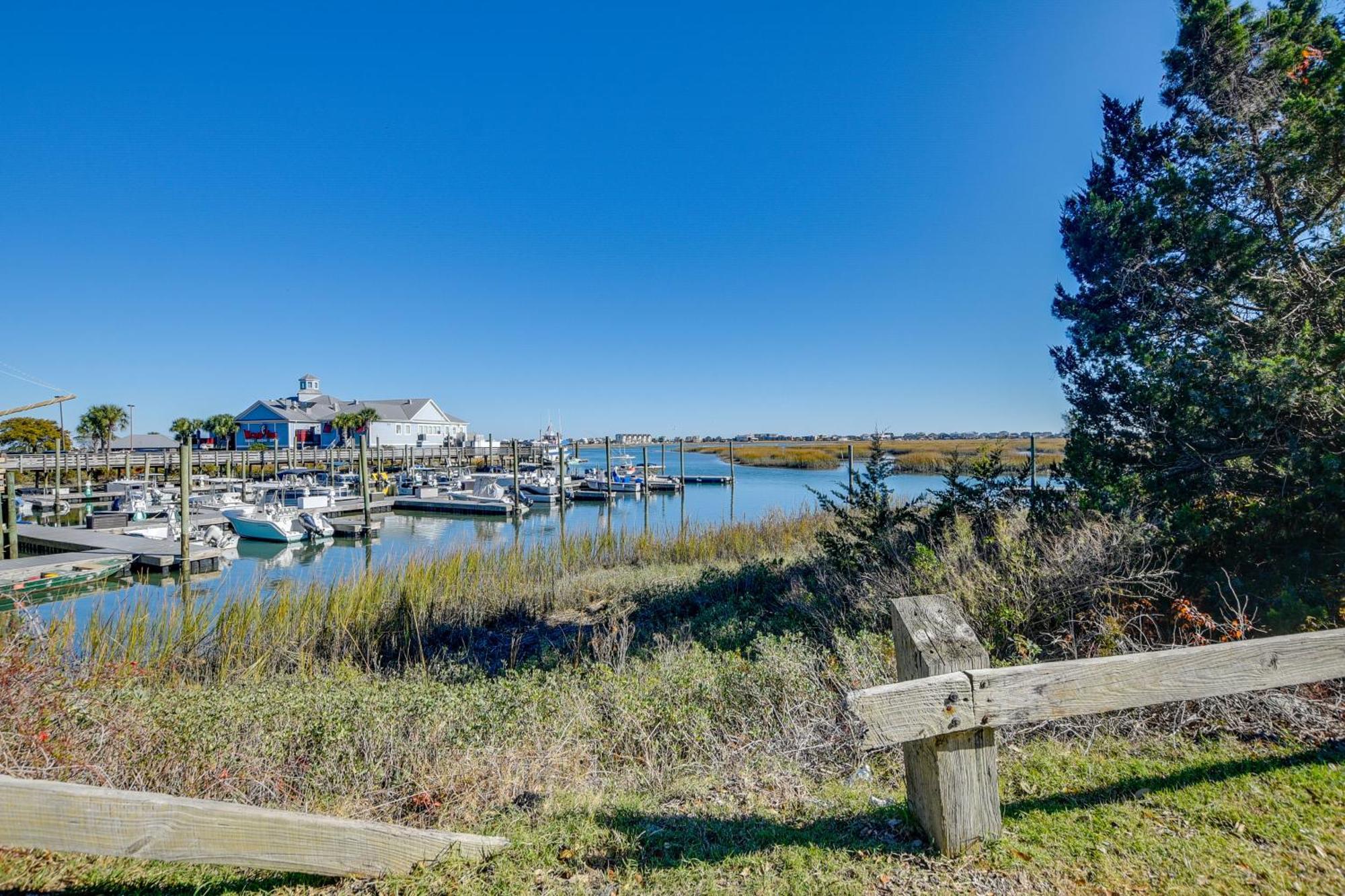 Holiday home Murrells Inlet Half-mi To Marsh Walk! *