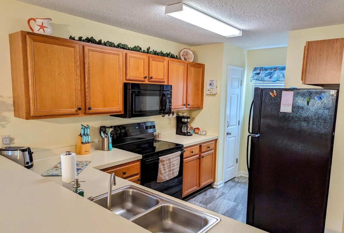 Centrally Located-secluded-nature-15 Min To