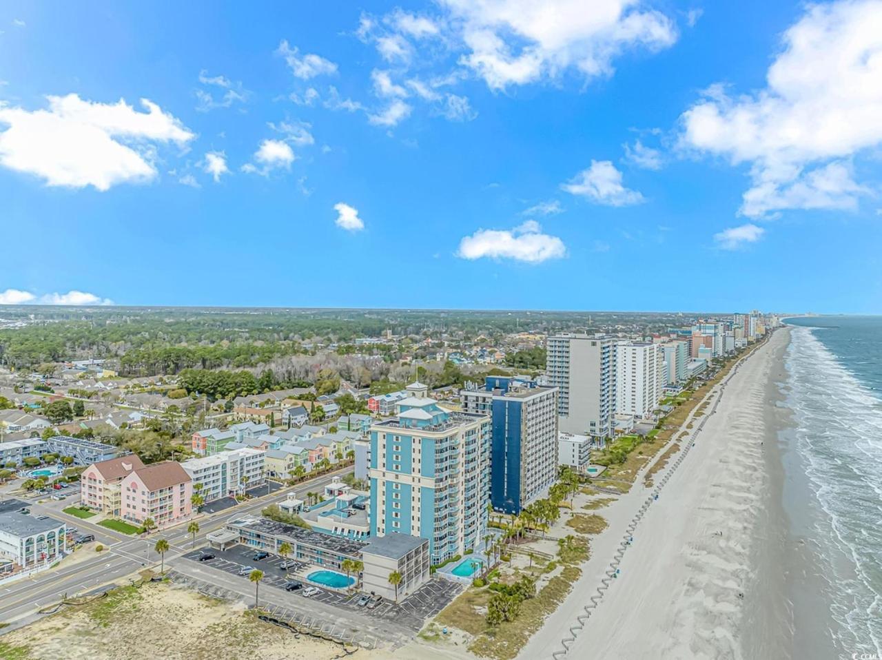 Eccentric 2 Bedroom With Stunning Ocean Views! La Mirage 403 *