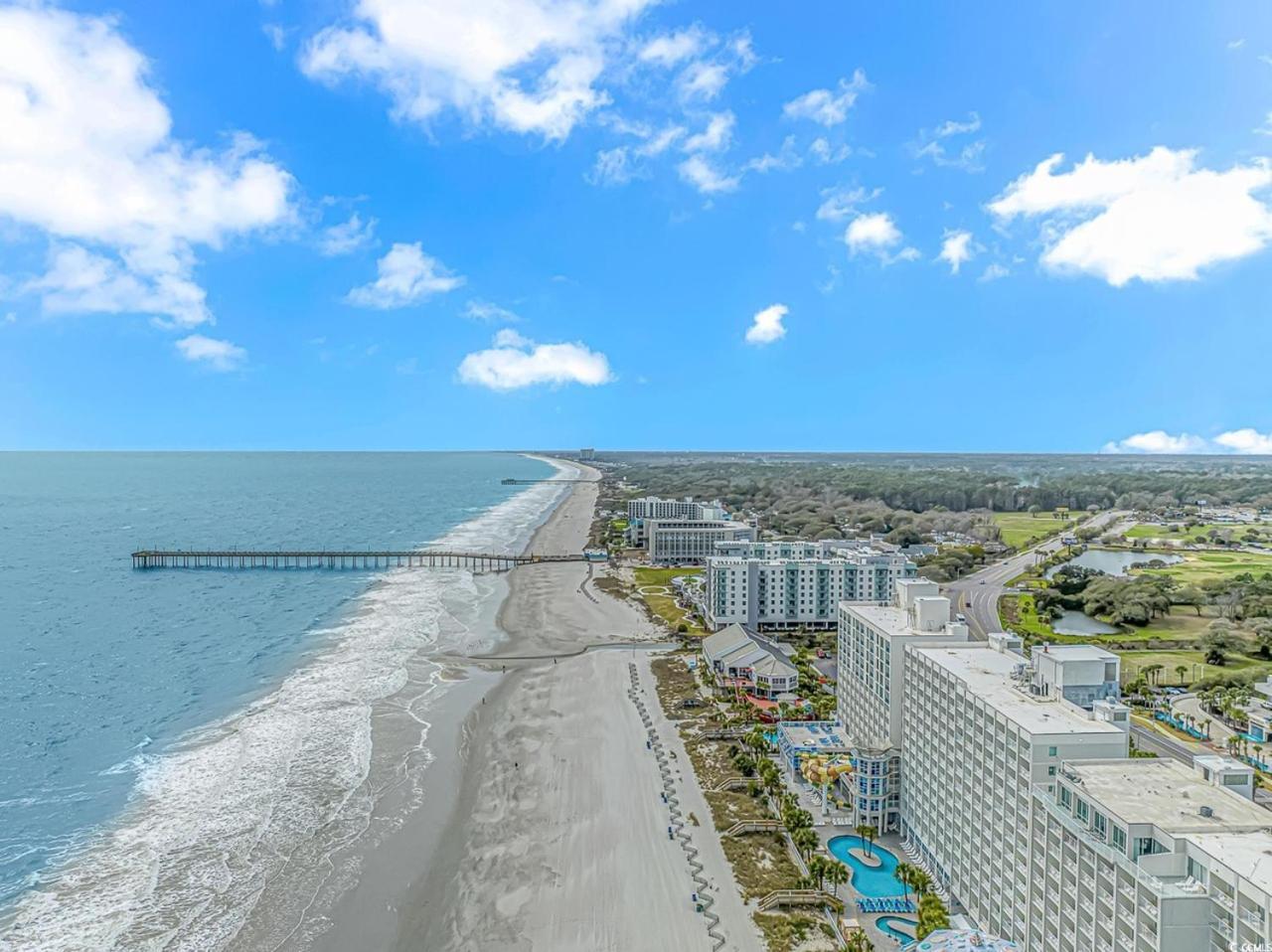 Holiday home Eccentric 2 Bedroom With Stunning Ocean Views! La Mirage 403