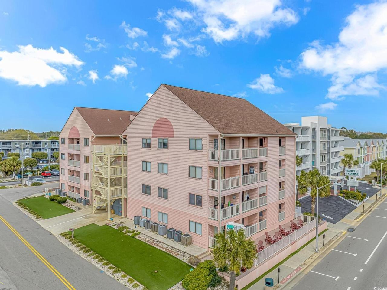 Eccentric 2 Bedroom With Stunning Ocean Views! La Mirage 403 Holiday home Myrtle Beach