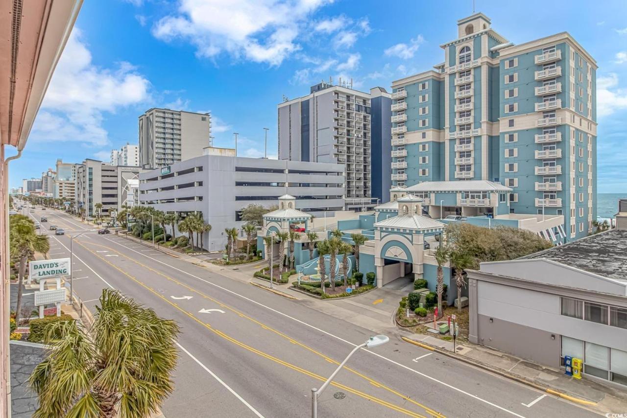 Eccentric 2 Bedroom With Stunning Ocean Views! La Mirage 403 Myrtle Beach