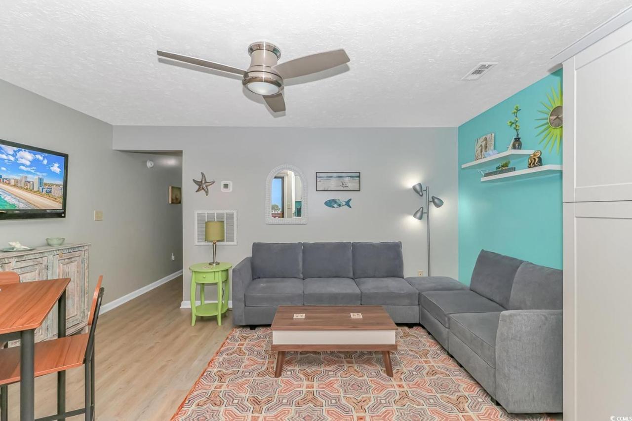 Eccentric 2 Bedroom With Stunning Ocean Views! La Mirage 403