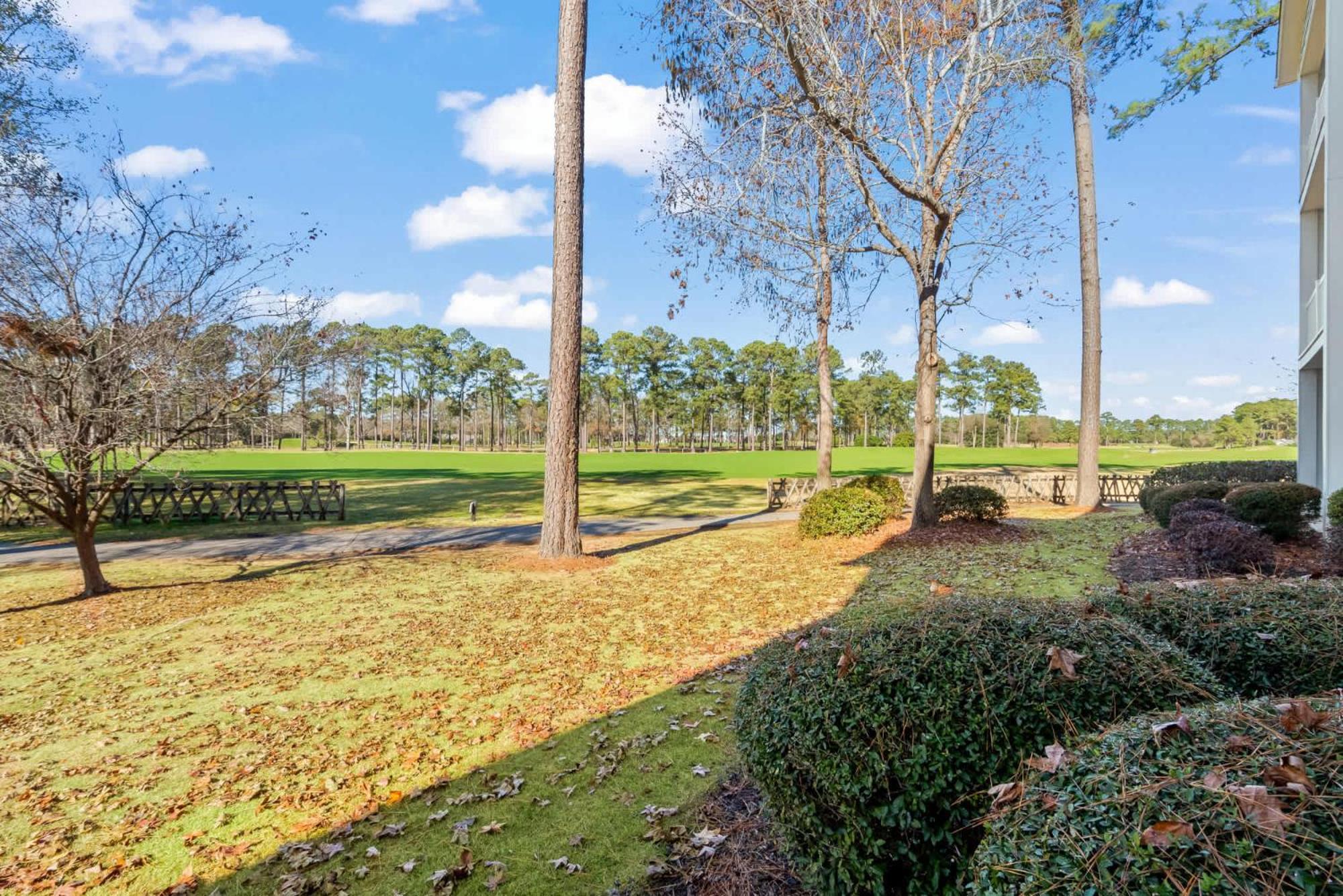 World Tour Golf #105 - Golf Course Front Apartment