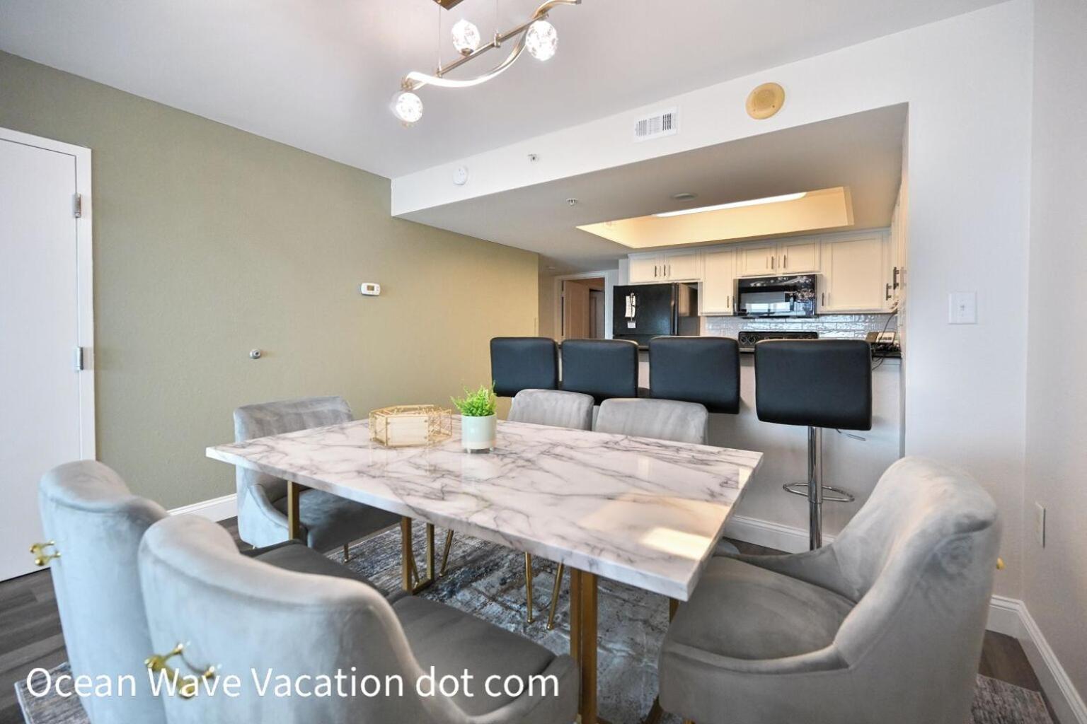 Beachfront With Stunning View Multiple Pools On Bv 15th Floor Apartment Myrtle Beach
