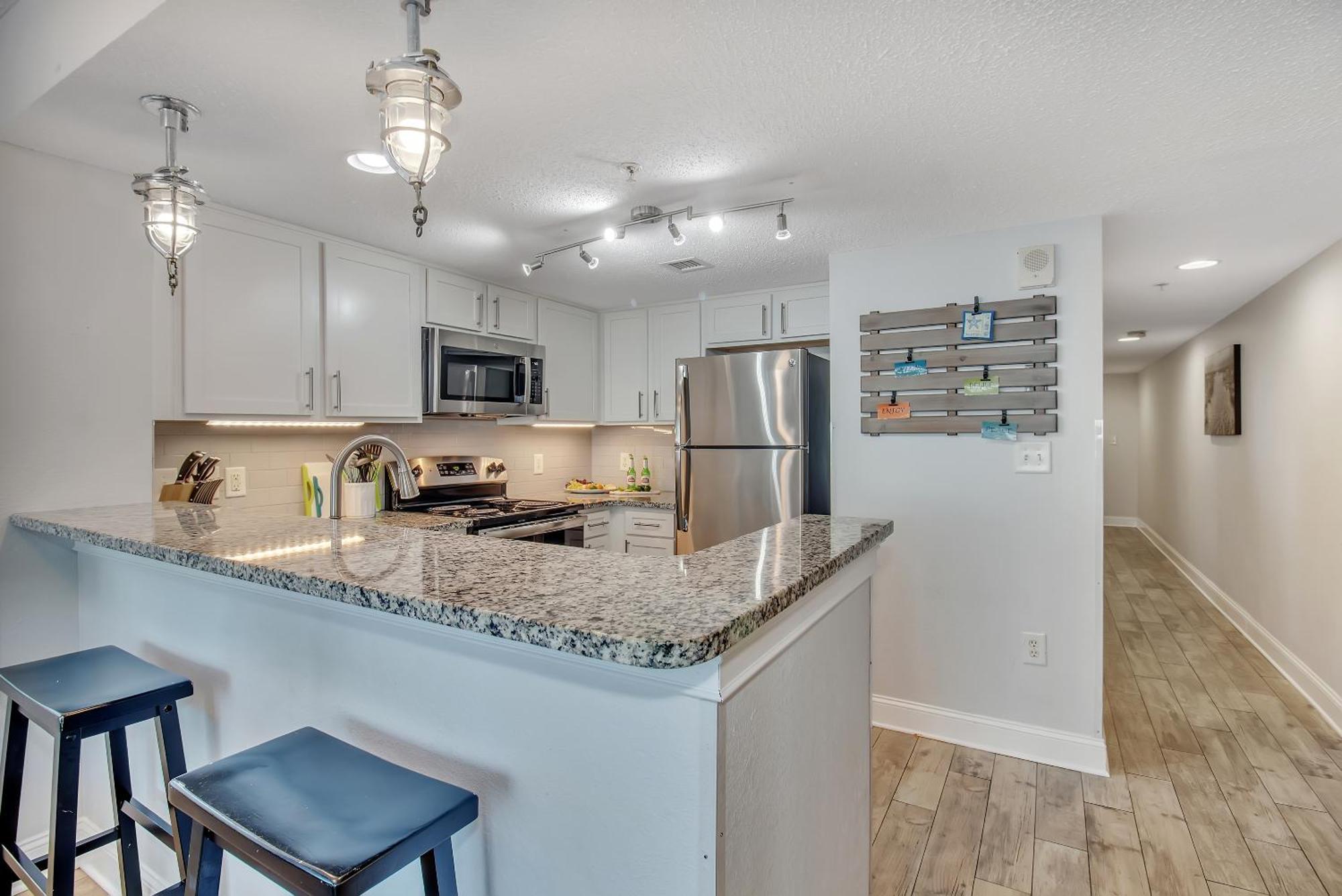 Apartment Oceanfront Work From Here Location! 1157 Myrtle Beach