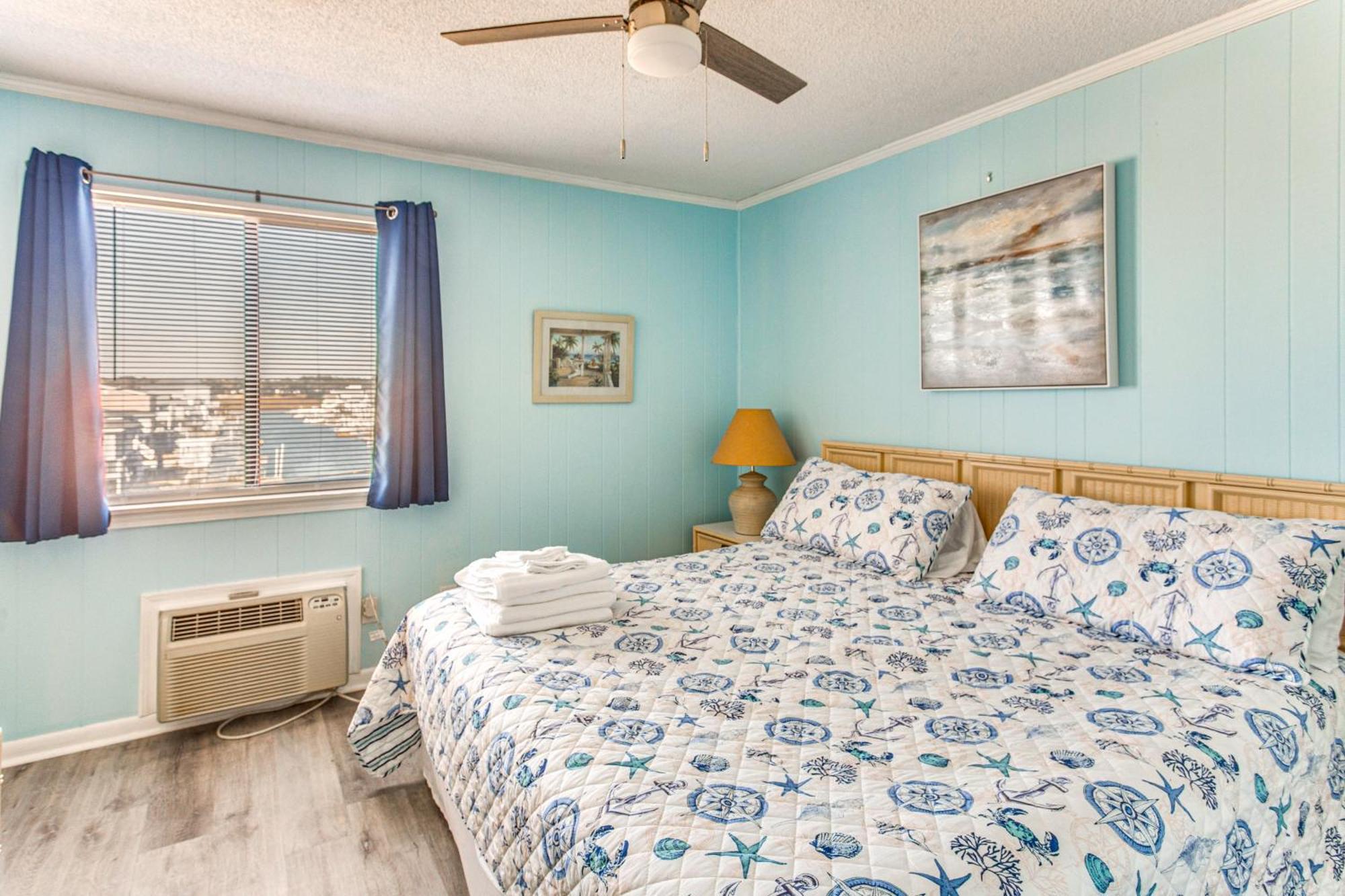 Walk To Ocean North Myrtle With Pool Apartment