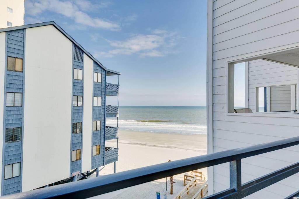 Oceanview 2 Bedroom Apartment