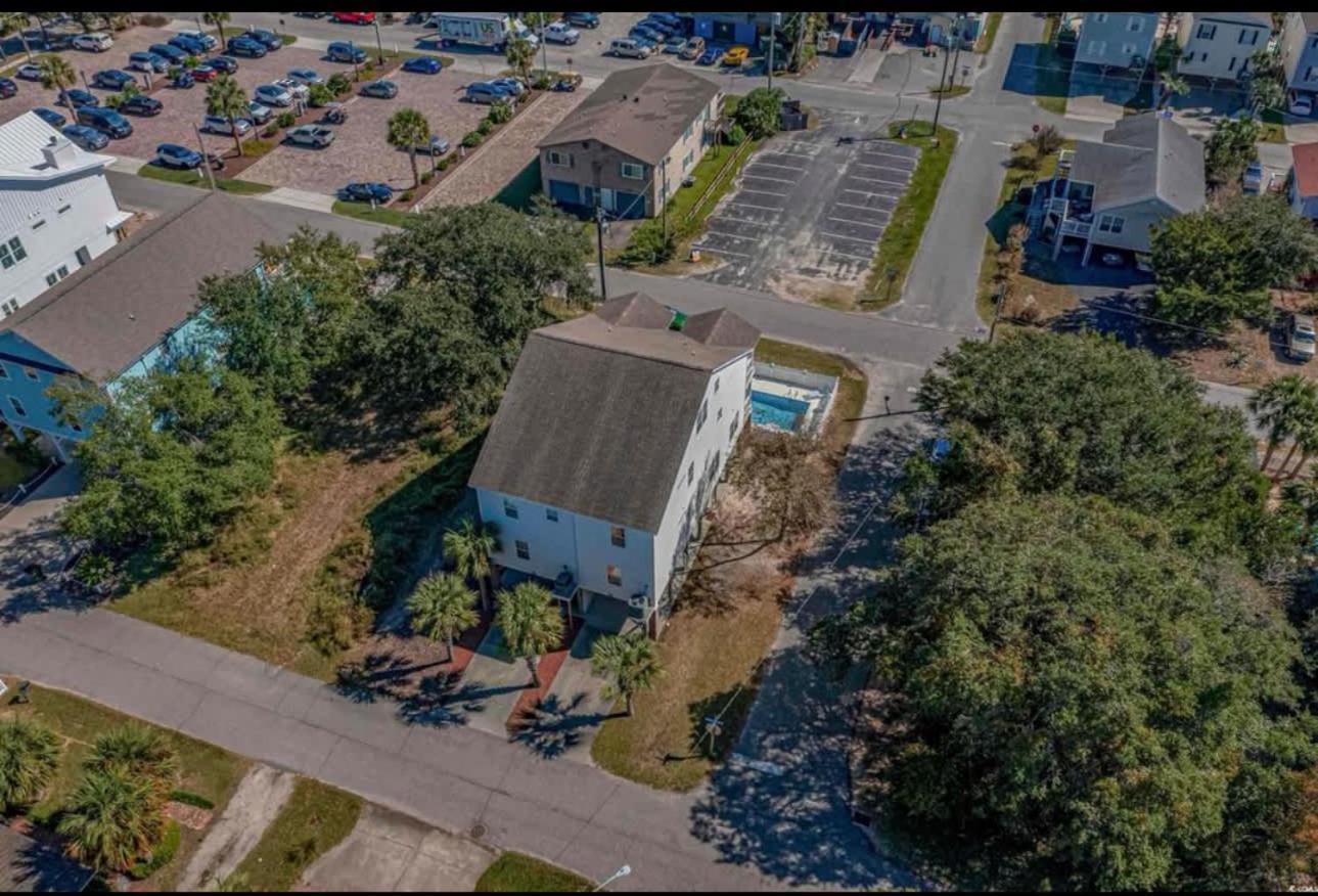 House Surfside - Private Pool Great Location *