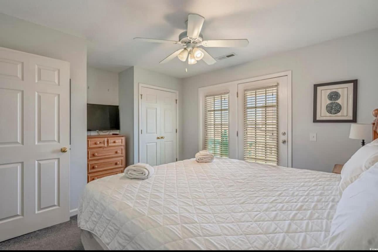 House Surfside - Private Pool Great Location
