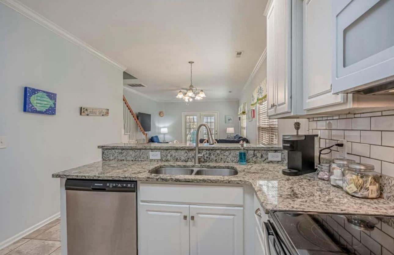 House Surfside - Private Pool Great Location Holiday home Myrtle Beach