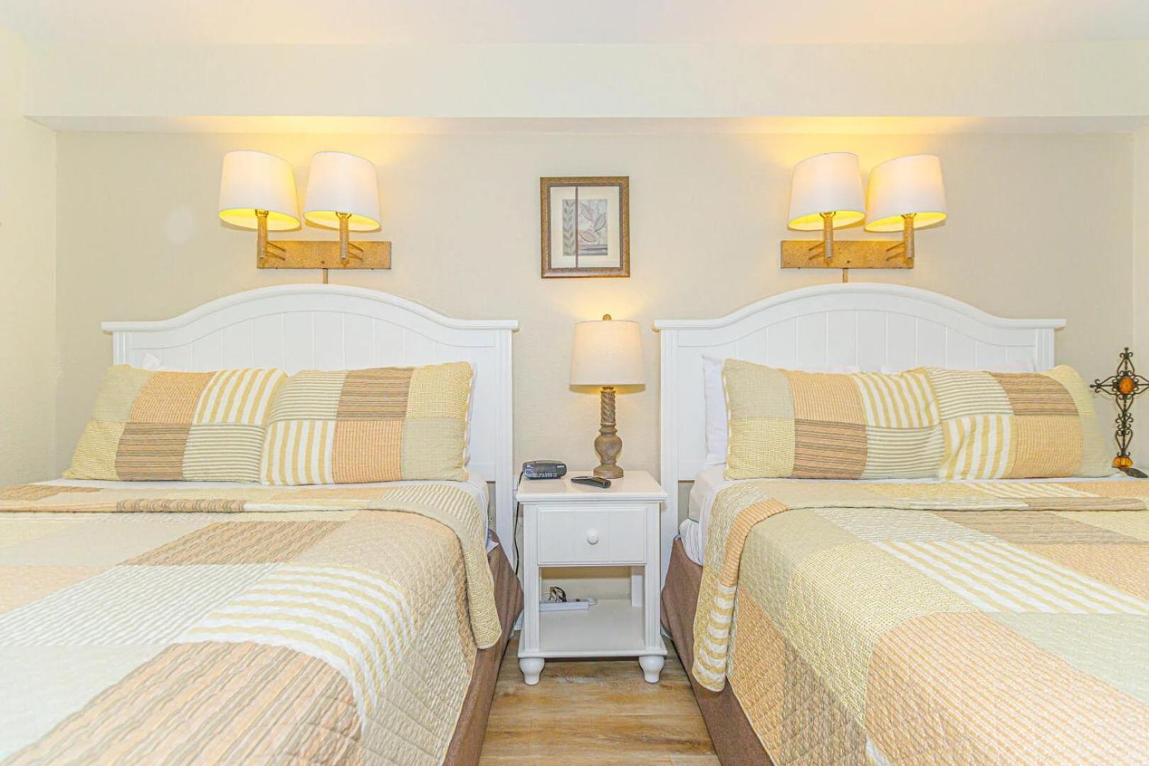 Beautifully Updated 1br- Spectacular Oceanfront Views-the Savoy Unit 102 Resort *