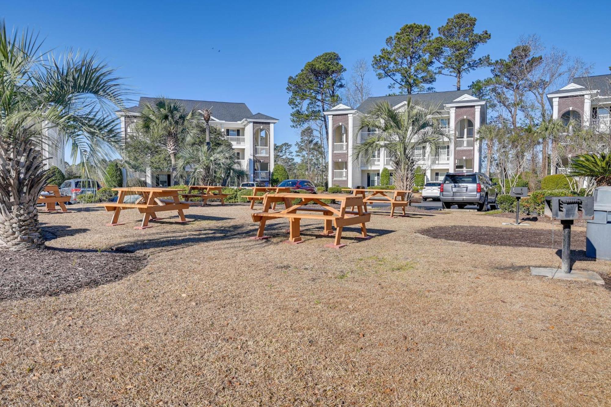 Apartment Less Than 1 Mi To Golf With Balcony In Myrtle Beach!