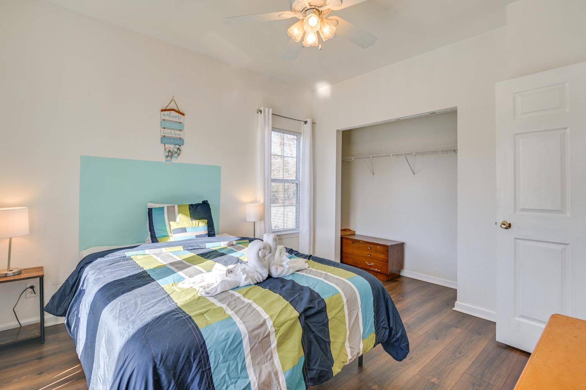 Less Than 1 Mi To Golf With Balcony In Myrtle Beach! *