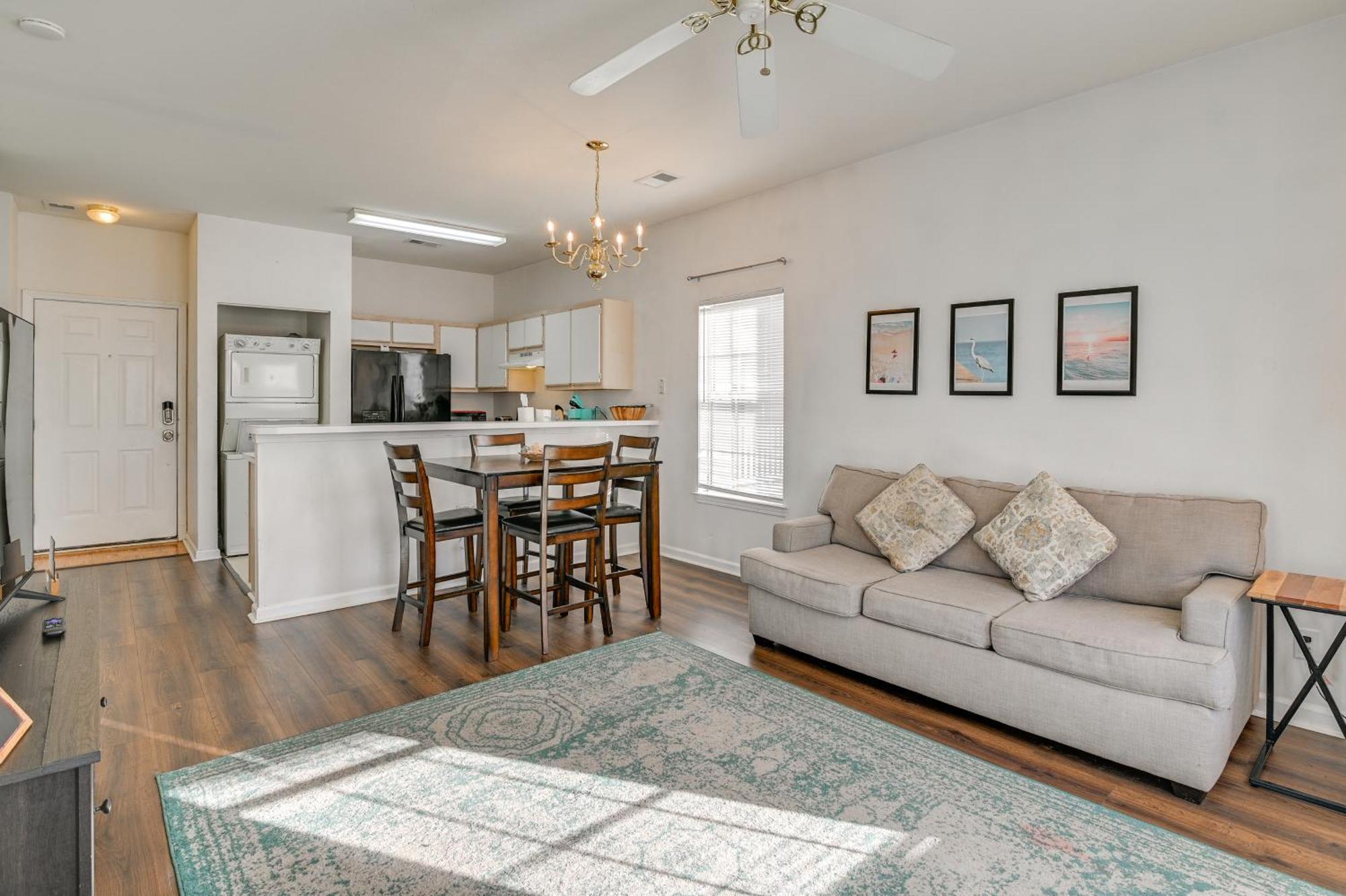 Less Than 1 Mi To Golf With Balcony In Myrtle Beach! Apartment *